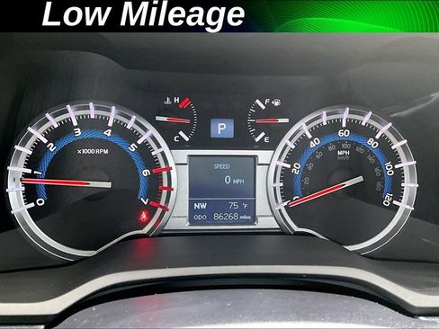 Certified 2016 Toyota 4Runner Limited AWD/4WD image 3