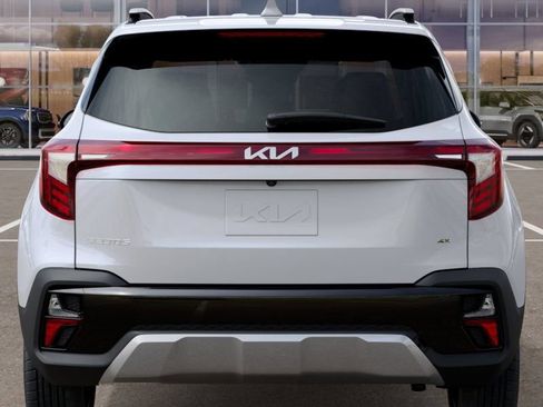 New 2026 Kia Seltos EX AWD/4WD image 13