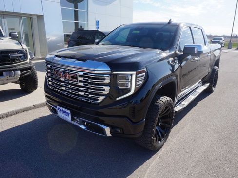 Used 2023 GMC Sierra 1500 Denali AWD/4WD image 7