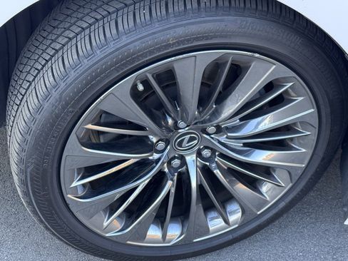 Used 2018 Lexus LS 500 AWD image 21