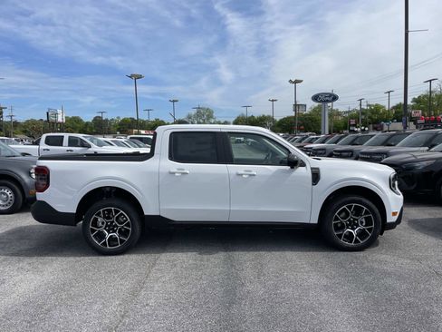 New 2026 Ford Maverick Lariat w/ 4K Tow Package AWD/4WD image 2