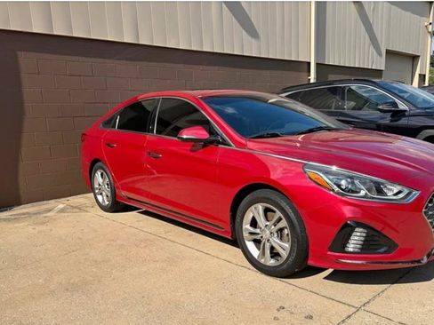 Used 2019 Hyundai Sonata Sport FWD image 1