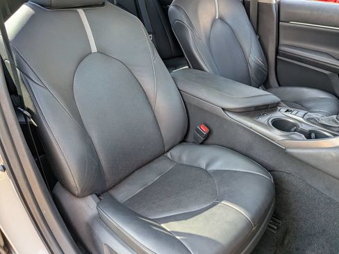 Used 2021 Toyota Camry XSE AWD/4WD image 78