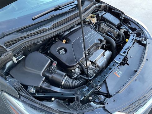 Used 2017 Chevrolet Cruze LT image 47