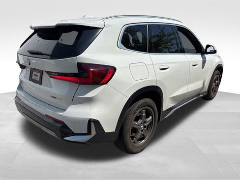 Certified 2024 BMW X1 xDrive28i w/ Premium Package image 4