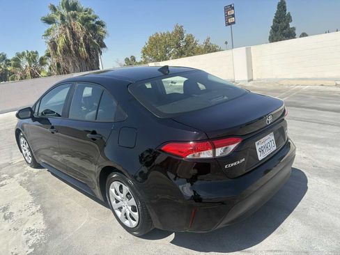 Used 2025 Toyota Corolla LE FWD image 8