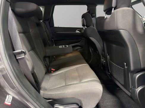 Used 2021 Jeep Grand Cherokee Laredo image 19