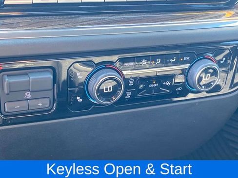 Used 2025 Chevrolet Silverado 1500 LT image 12