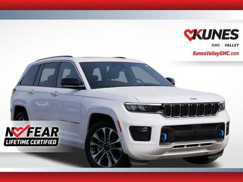 Used 2023 Jeep Grand Cherokee Overland AWD/4WD image 1