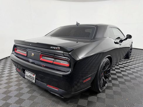 Used 2016 Dodge Challenger R/T Scat Pack RWD image 8