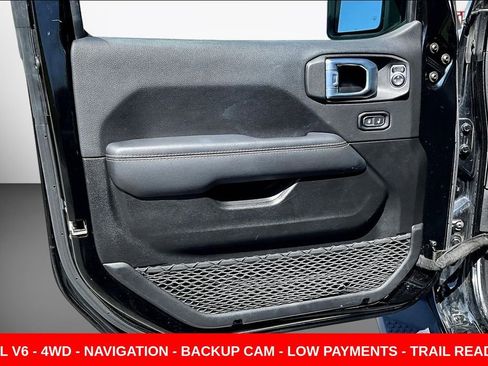 Used 2021 Jeep Wrangler Unlimited Sahara w/ Cold Weather Group AWD/4WD image 19