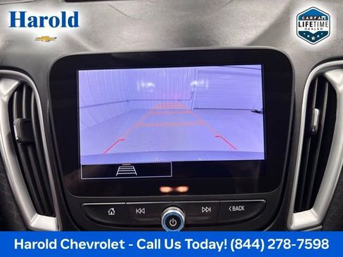 Used 2025 Chevrolet Malibu LT FWD image 17