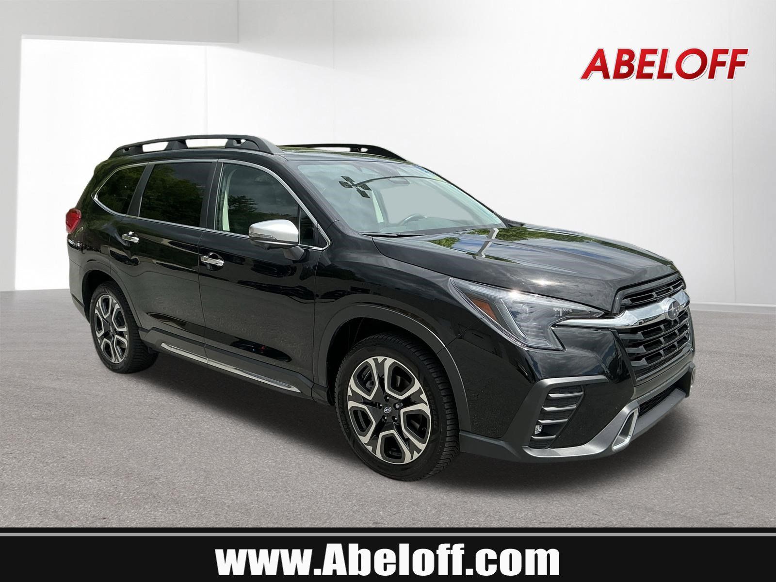 Used 2023 Subaru Ascent Touring AWD/4WD image 1