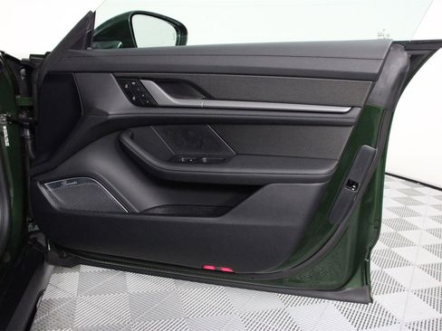 Used 2025 Porsche Taycan 4S image 23