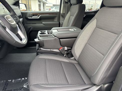 New 2026 GMC Sierra 1500 Elevation image 21
