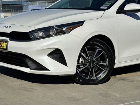 Used 2024 Kia Forte LXS image 4