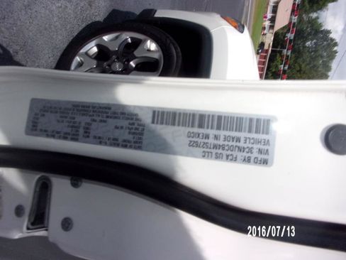 Used 2021 Jeep Compass Limited AWD/4WD image 17