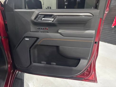Used 2025 GMC Sierra 1500 AT4 w/ AT4 Premium Package AWD/4WD image 39