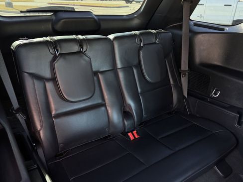 Used 2025 Ford Explorer ST image 30