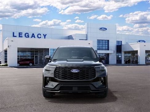 New 2027 Ford Explorer ST-Line w/ Premium Package RWD image 3