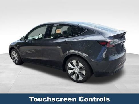 Used 2024 Tesla Model Y Long Range AWD/4WD image 9