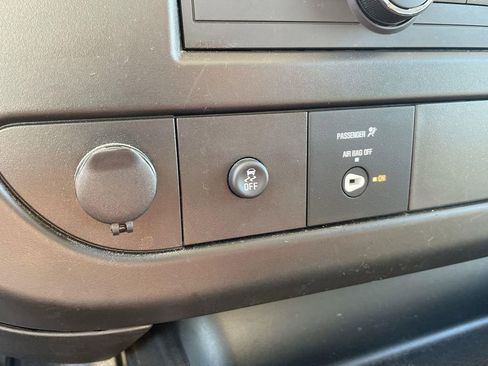 Used 2023 Chevrolet Express 2500 w/ Driver Convenience Package image 31