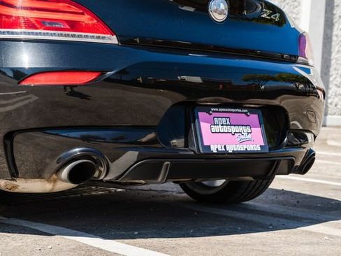 Used 2012 BMW Z4 sDrive35is image 27