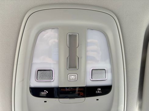 Used 2022 Volvo XC60 B5 Momentum w/ Advanced Package image 30