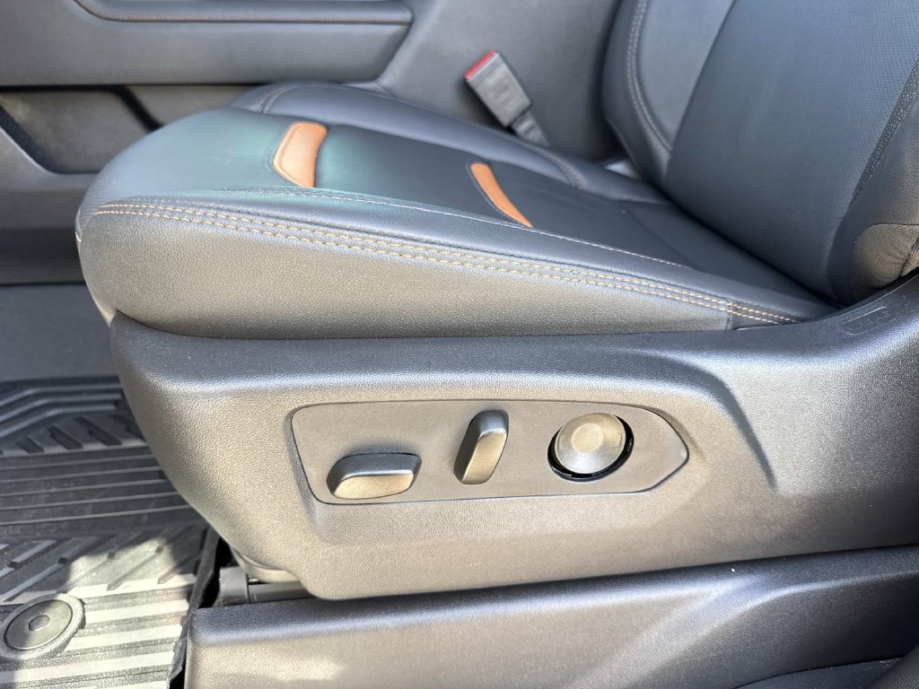 Used 2026 GMC Sierra 1500 AT4 w/ AT4 Premium Package AWD/4WD image 21