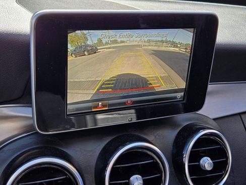 Used 2018 Mercedes-Benz C 300 Sedan image 19