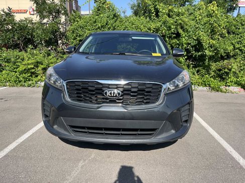 Used 2020 Kia Sorento FWD V6 image 5