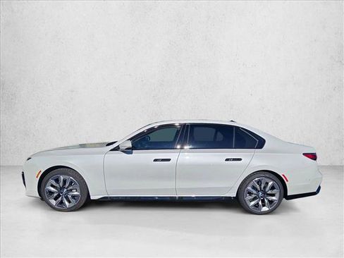New 2025 BMW 760i xDrive w/ Executive Package image 5