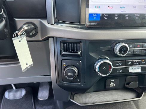 Used 2025 Ford F150 XLT w/ Equipment Group 301A Standard AWD/4WD image 17