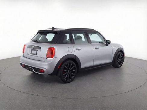 Used 2018 MINI Cooper S image 4