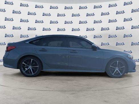 Used 2024 Honda Civic Touring image 3