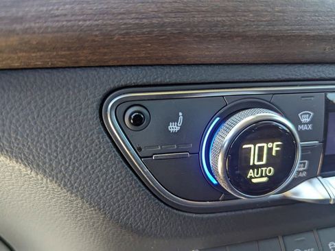 Used 2021 Audi Q5 Premium Plus image 23