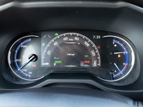 Used 2019 Toyota RAV4 XSE image 33