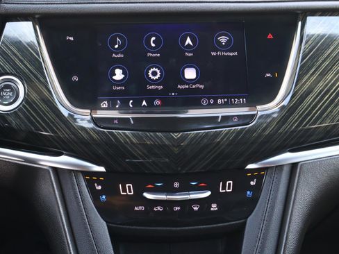 Used 2023 Cadillac XT6 Premium Luxury image 16