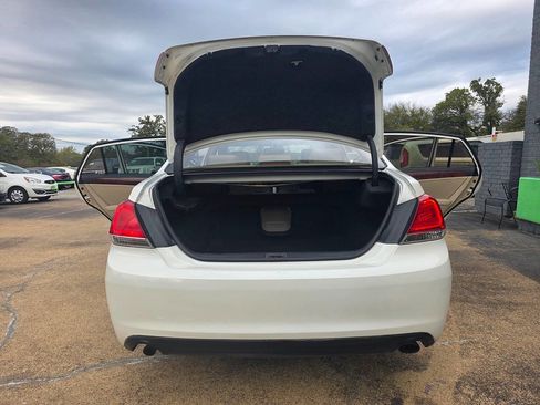 Used 2011 Toyota Avalon Limited image 44