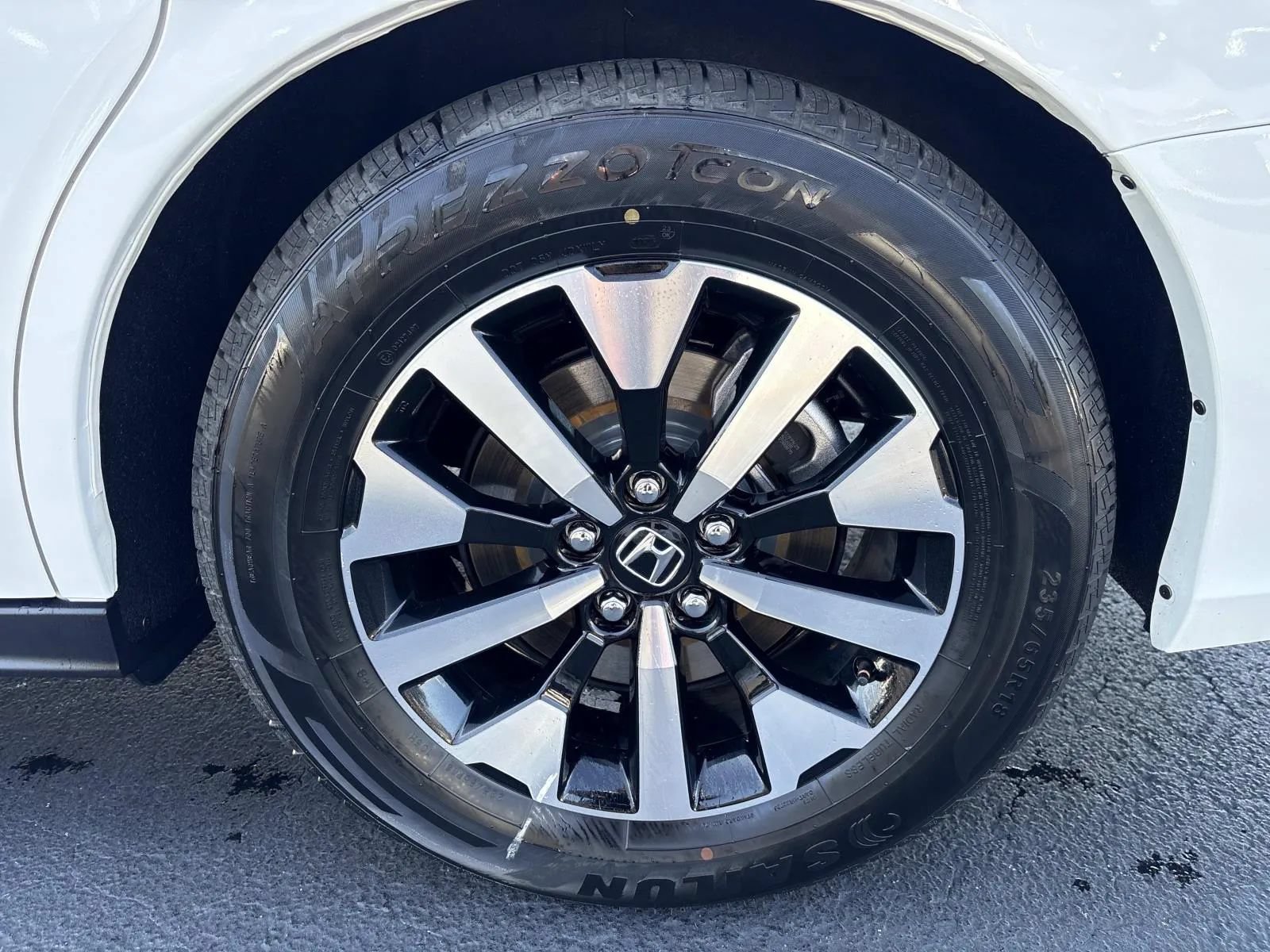 Used 2025 Honda Odyssey EX-L image 11