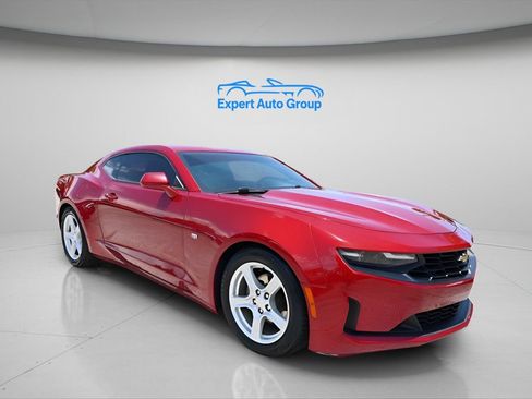 Used 2021 Chevrolet Camaro LT RWD image 5
