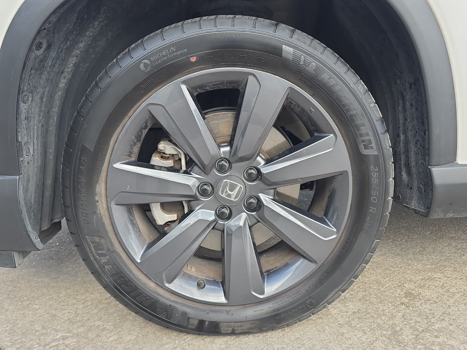 Used 2025 Honda Pilot Sport image 28