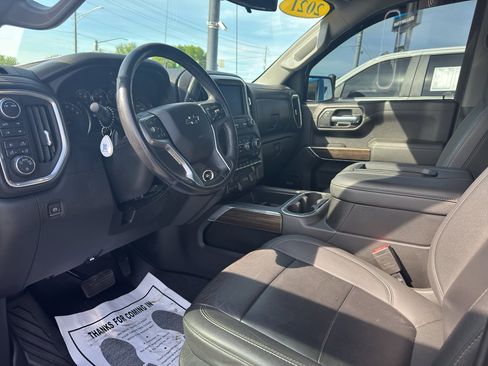 Used 2021 Chevrolet Silverado 1500 LT Trail Boss w/ Convenience Package II AWD/4WD image 9