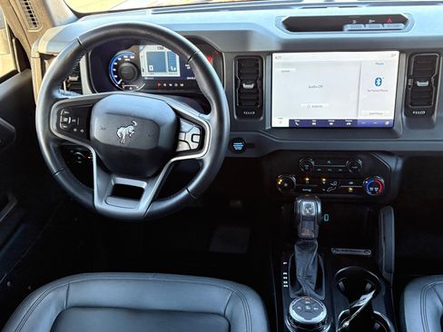 Used 2024 Ford Bronco Big Bend image 13