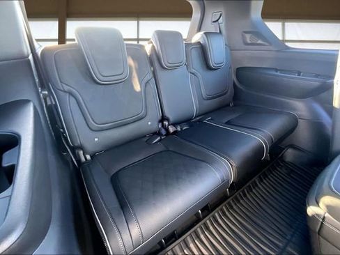 New 2026 INFINITI QX80 Autograph w/ Premium Cargo Package AWD/4WD image 28