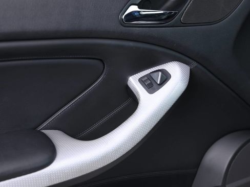 Used 2005 BMW M3 Coupe image 91