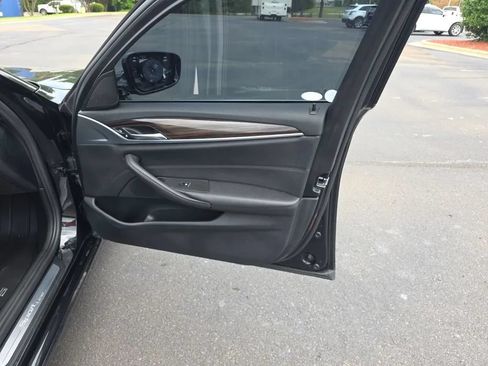 Used 2018 BMW 530i RWD image 50