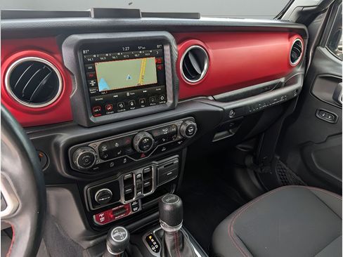 Used 2022 Jeep Wrangler Unlimited Rubicon w/ LED Lighting Group AWD/4WD image 20