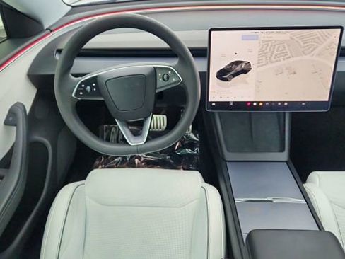 Used 2024 Tesla Model 3 Performance image 36