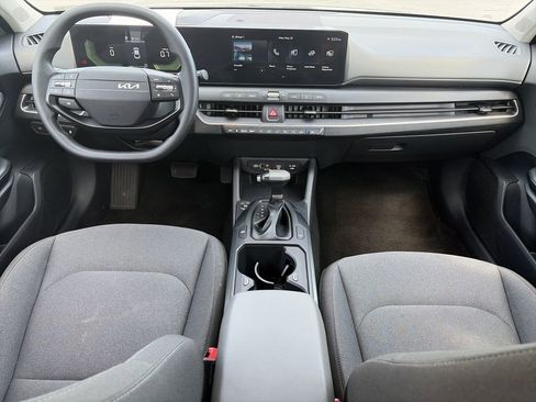 Used 2025 Kia K4 FWD image 14